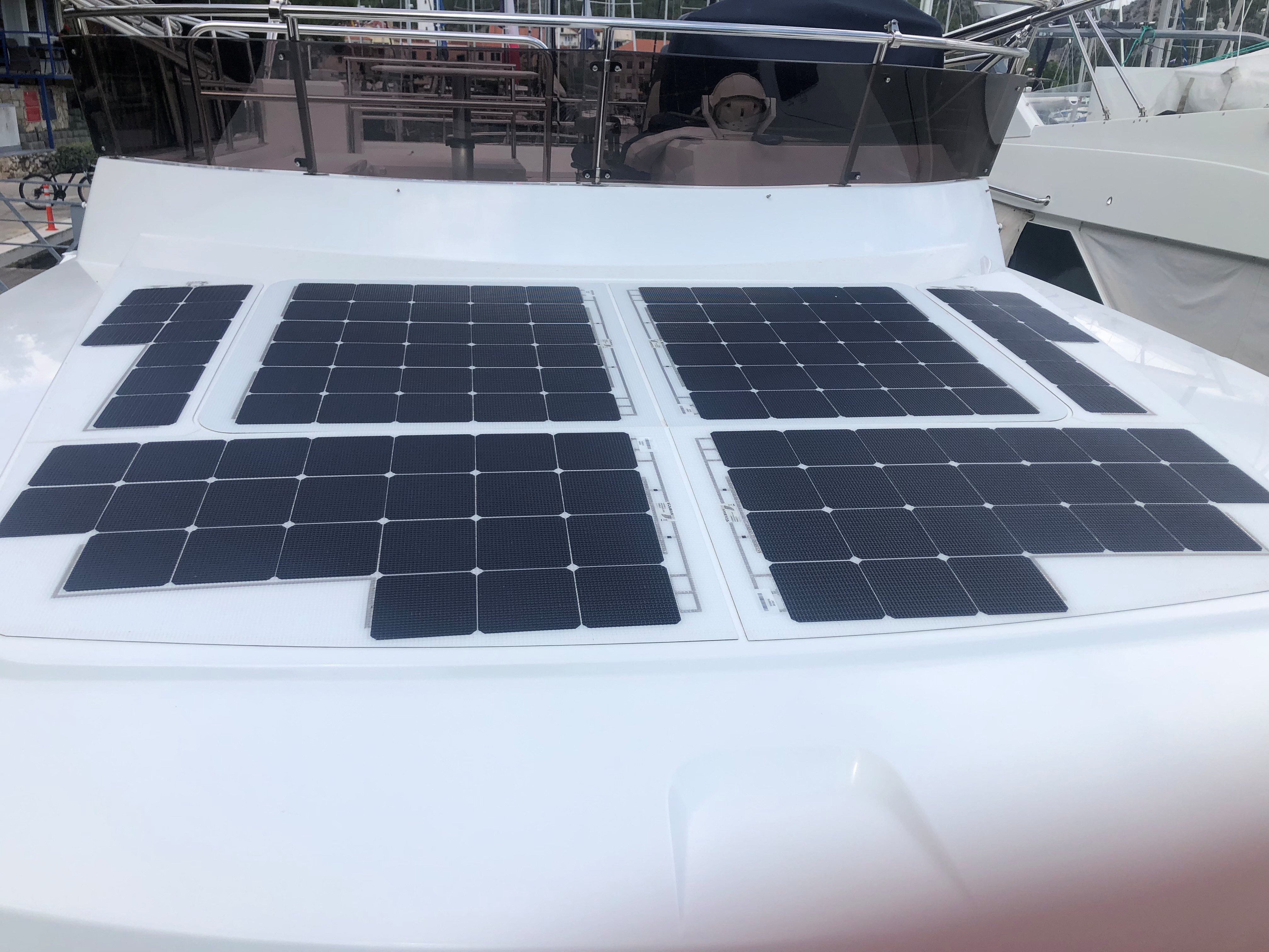 Photo Delphia 12 Flybridge