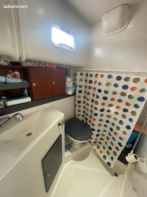 Photo Delphia 1050 Escape