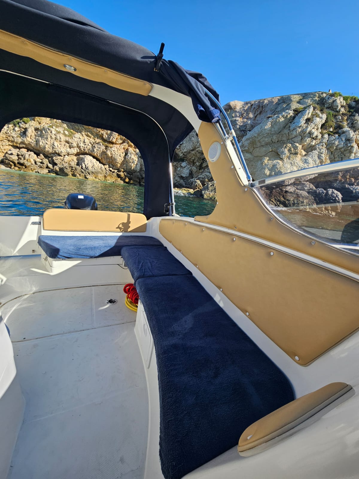 Photo Saver 690 Cabin Sport