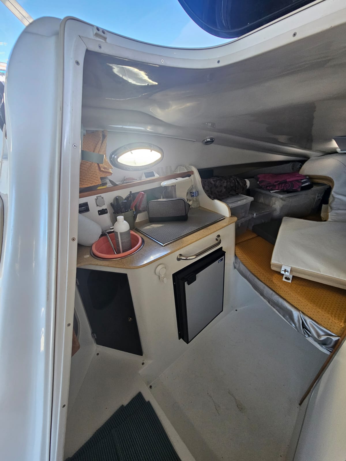 Photo Saver 690 Cabin Sport
