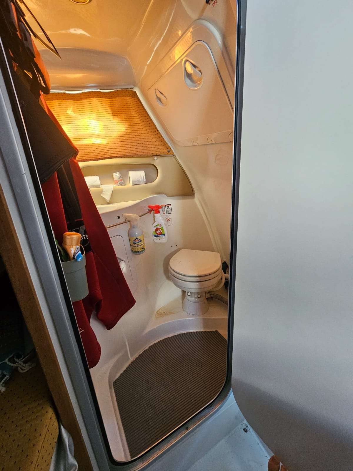 Photo Saver 690 Cabin Sport