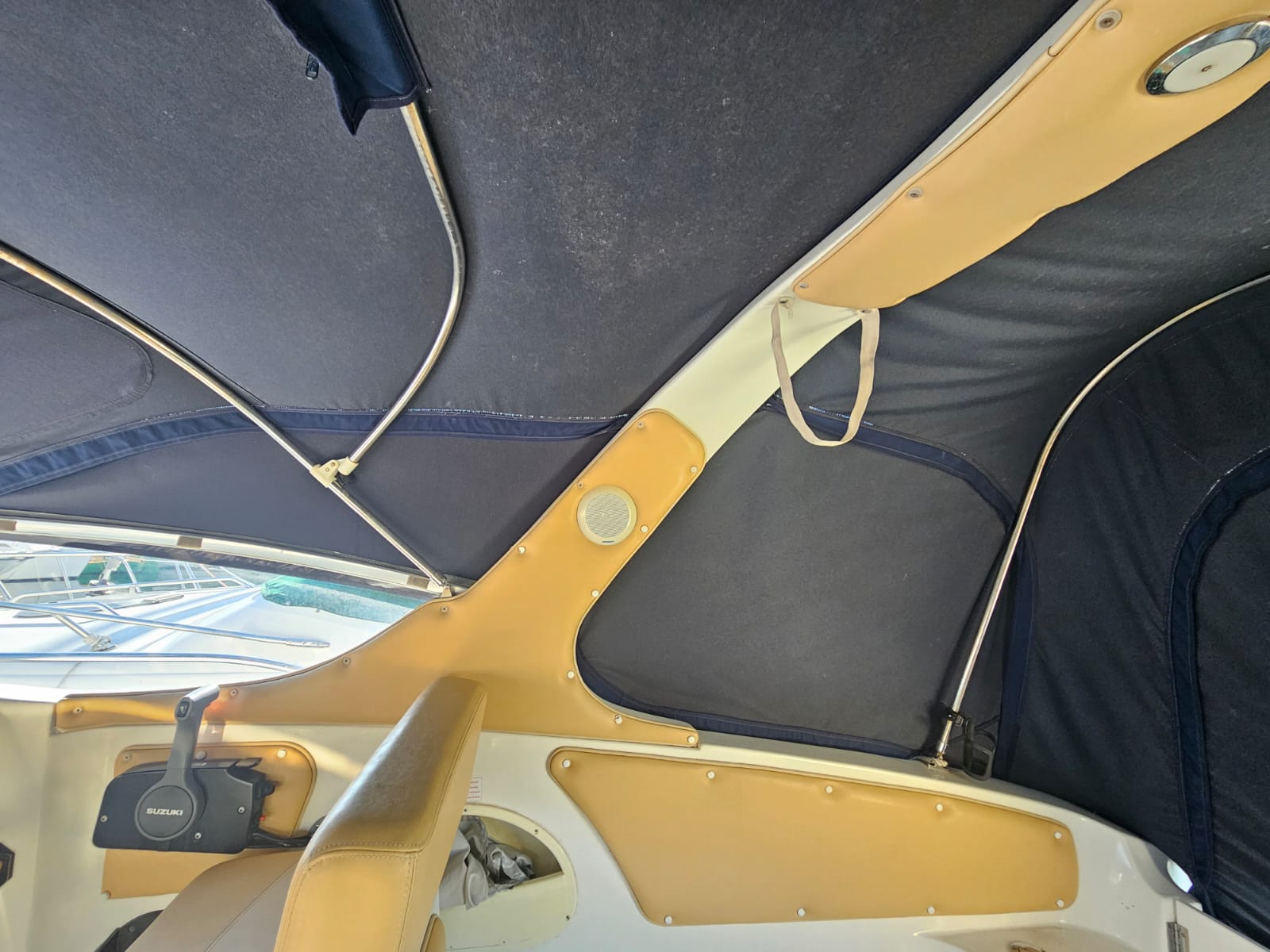 Photo Saver 690 Cabin Sport