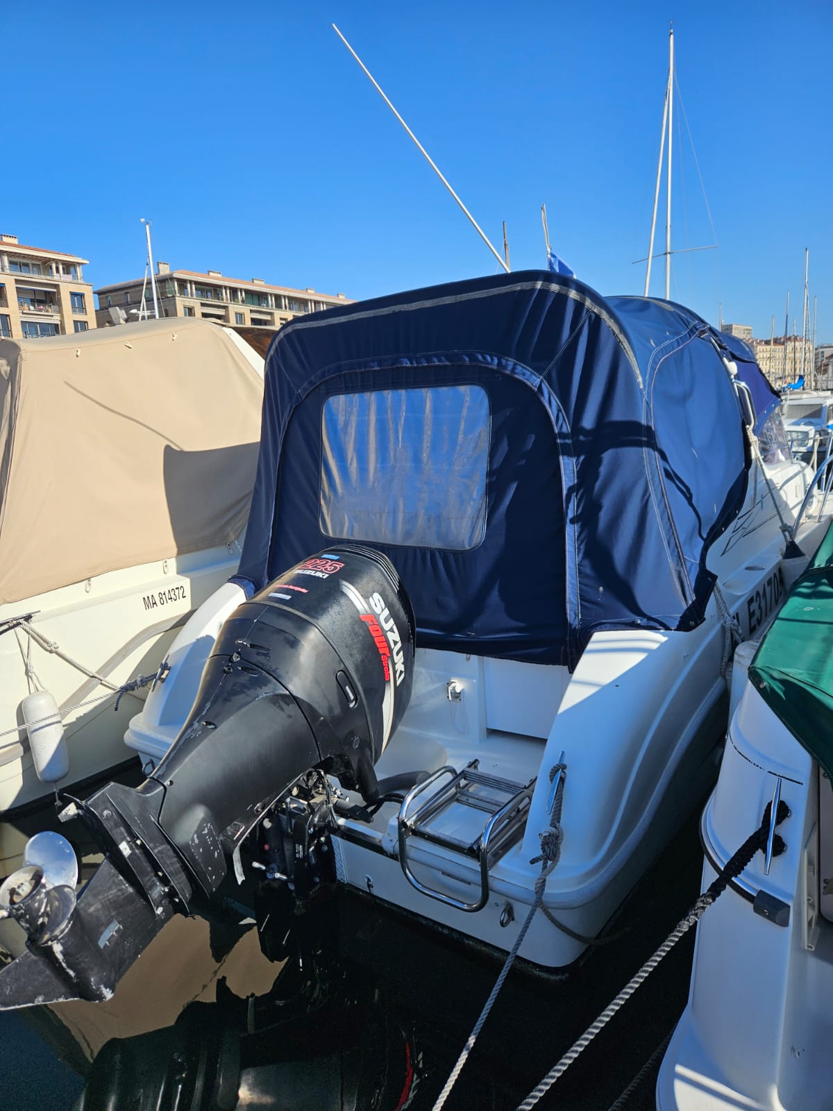 Photo Saver 690 Cabin Sport