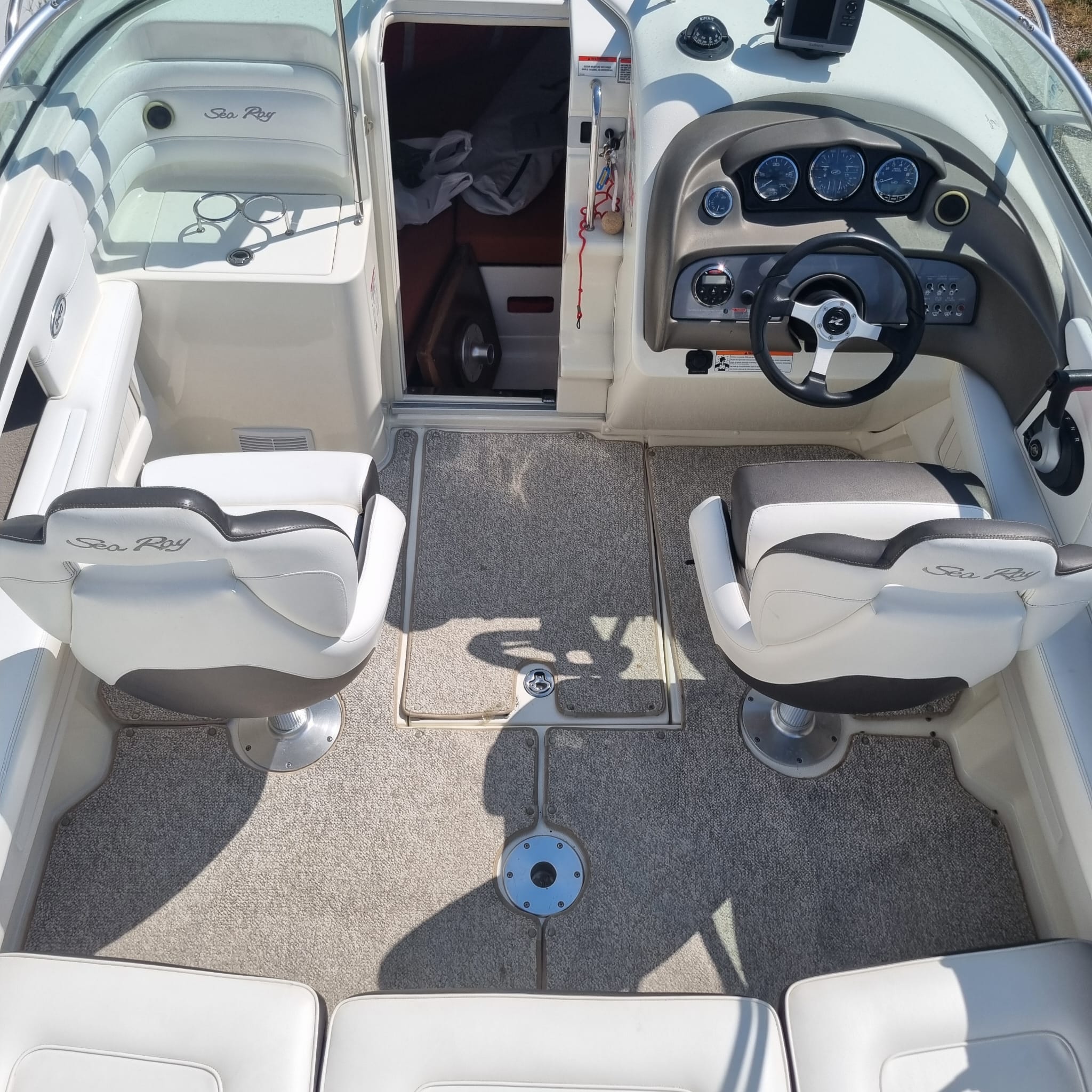 Photo Sea Ray 240 Sun Sport