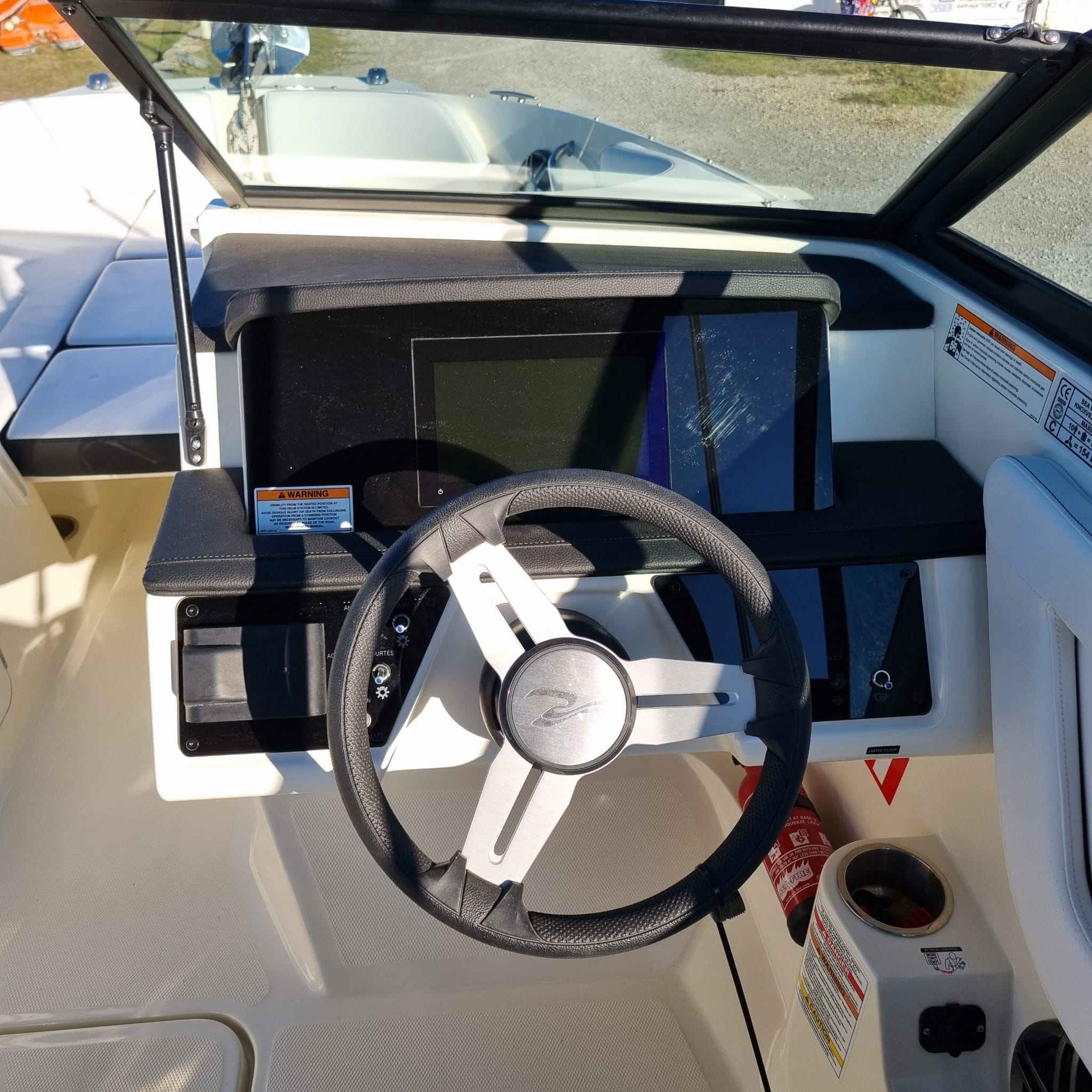 Photo Sea ray - spx 210 hors bord