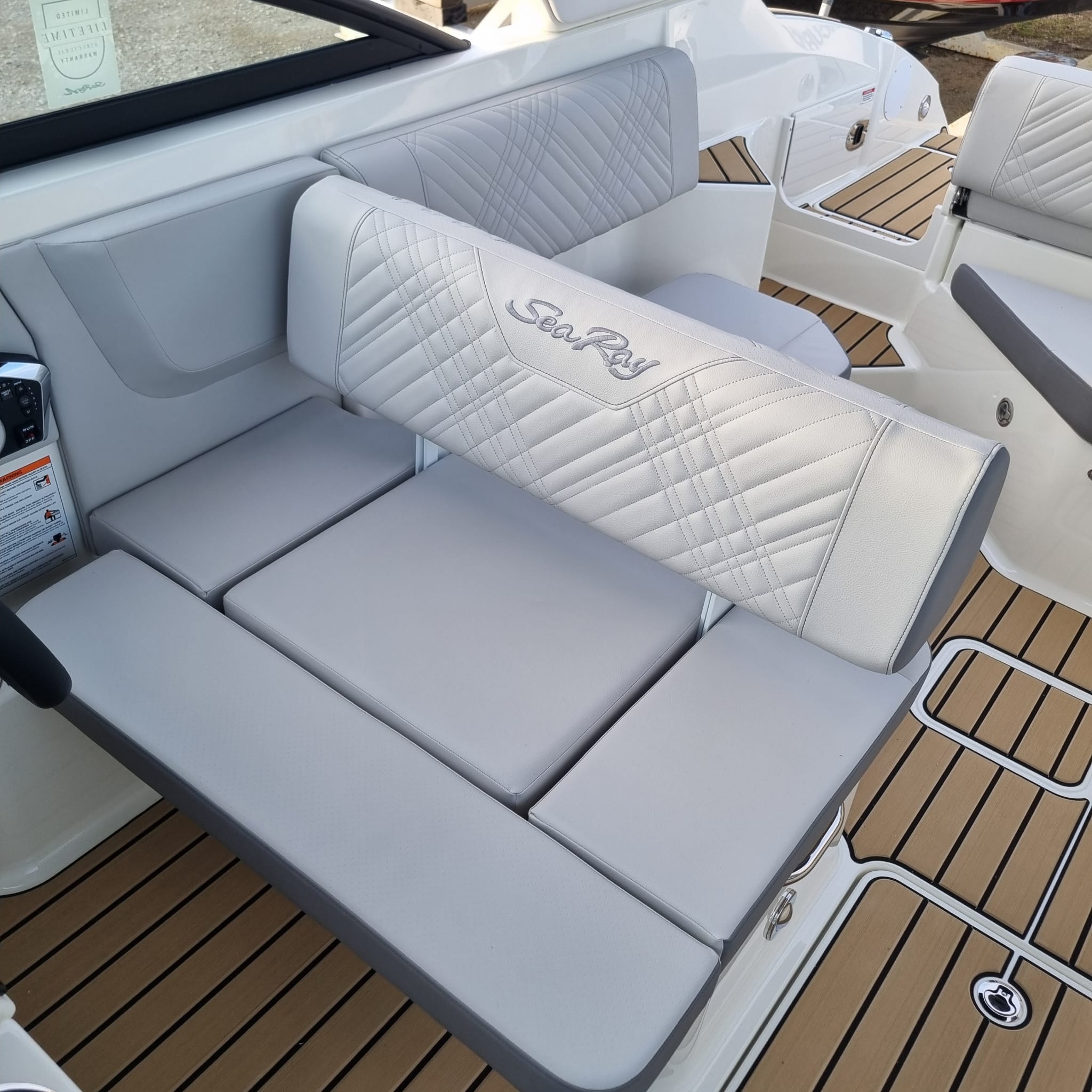 Photo Sea ray - 250 sdx hors-bord