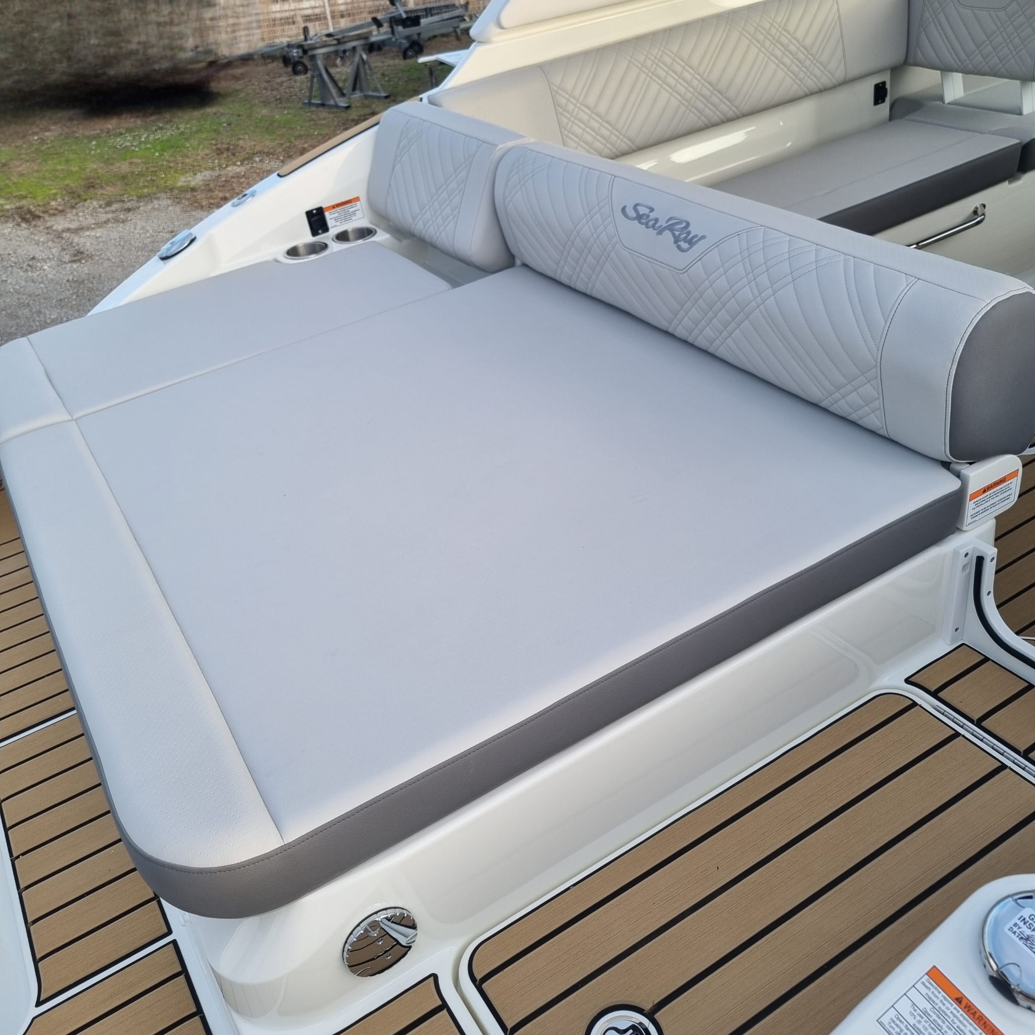 Photo Sea ray - 250 sdx hors-bord