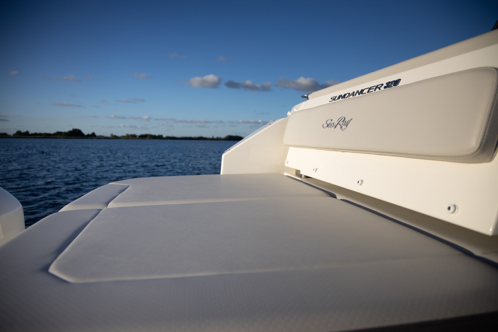 Photo Sea ray - sundancer 320 hors bord
