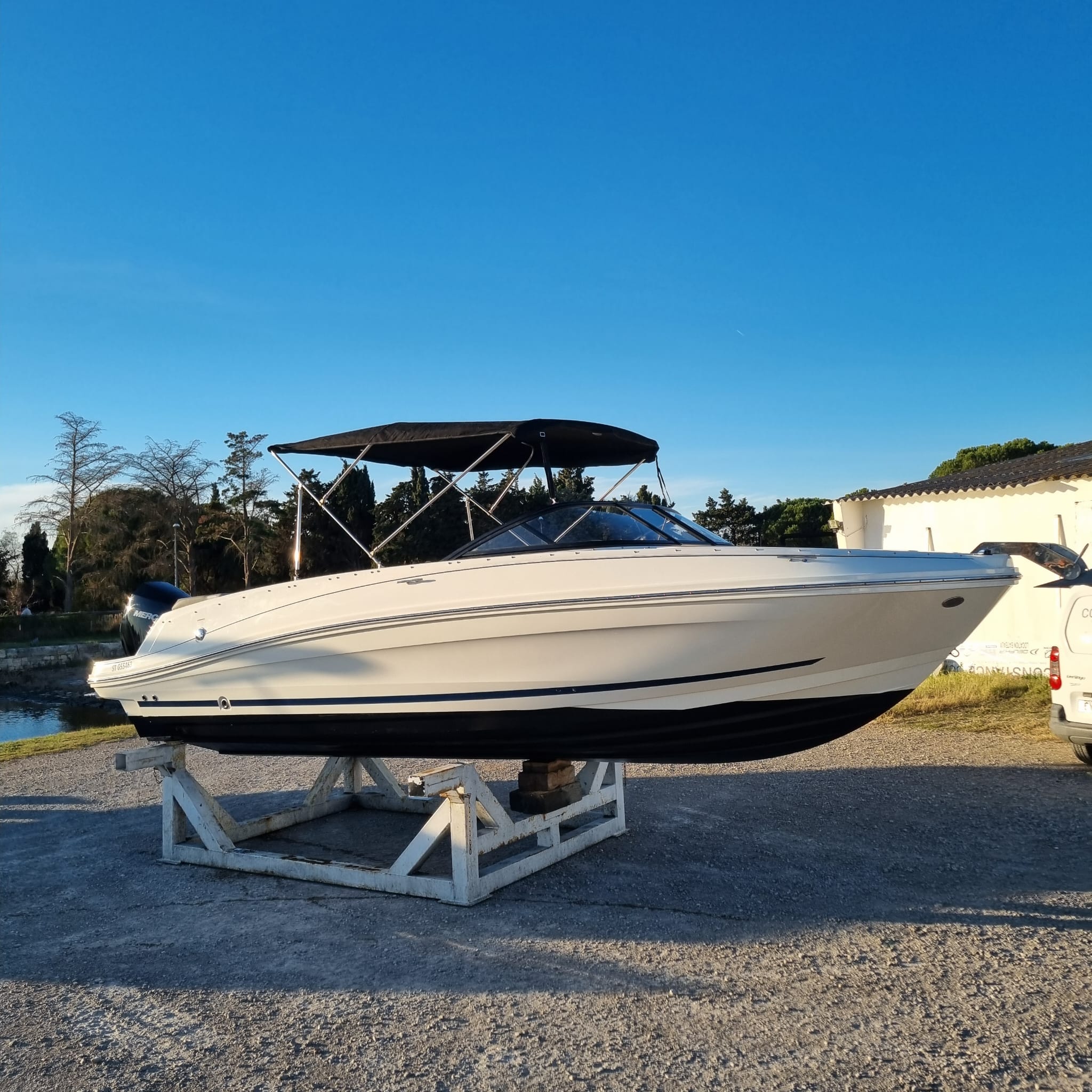 Photo Bayliner VR6