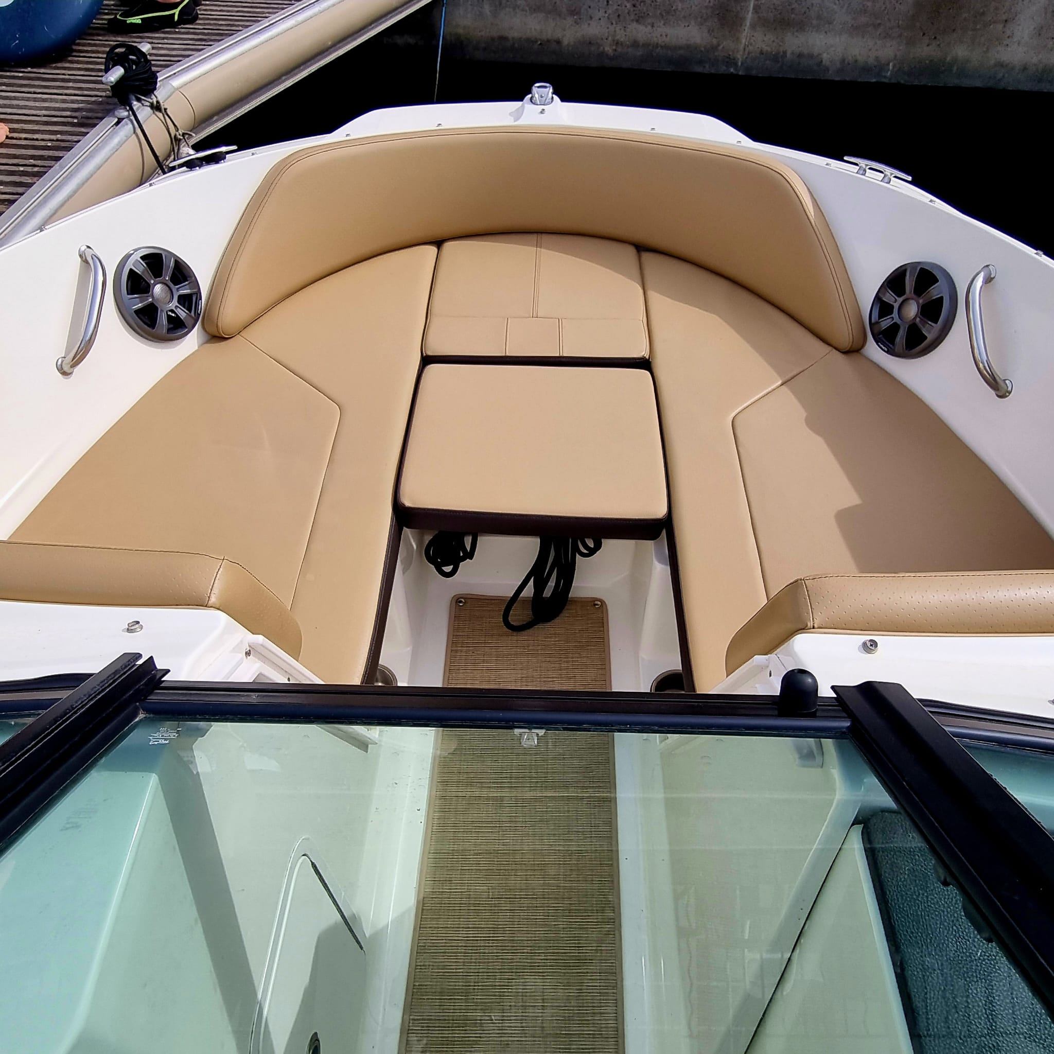 Photo Sea Ray 210 HB